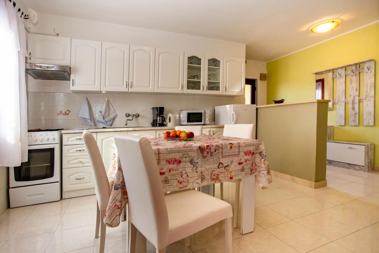 Apartmani Jurman Matohanci 외부 사진